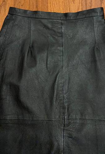 Comint Vintage  genuine black leather skirt. Size 11-12.