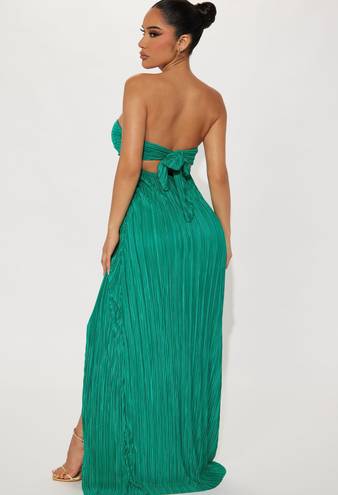 FashioNova Green Bodycon Maxi Dress