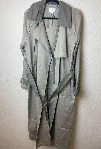 Who What Wear  Clare Trench Coat NWT Size Medium