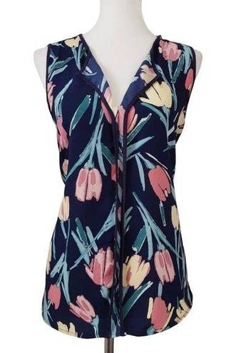 Bobeau  Navy Floral Sleeveless V-neck Tank Top