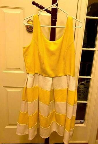 Tiana B  SUNNY YELLOW AND WHITE STRIPED DRESS SIZE 14