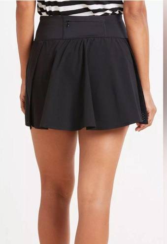 Spanx  The Get Moving Booty Boost Double Layer Skort in Black M