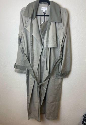 Who What Wear  Clare Trench Coat NWT Size Medium