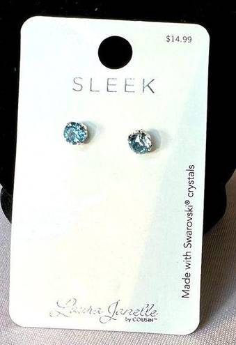 Swavorski NWT Swarovski Crystal Blue solitaire earrings. Laura Janelle Cousin SLEEK stud