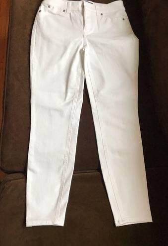 Talbots Chicos Straight Leg White Simply Flattering 5 Pockets Jeans Size 2P