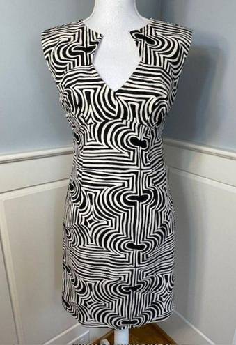 Trina Turk  Black & White Op Art Geometric Shapes Sheath Dress 8