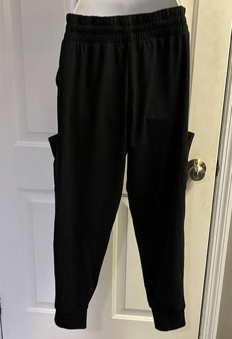 Cuddl Duds  Black Joggers with Pockets- Small