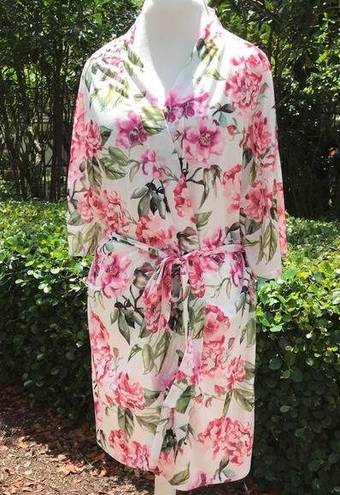 Show Me Your Mumu  pink floral bridal robe