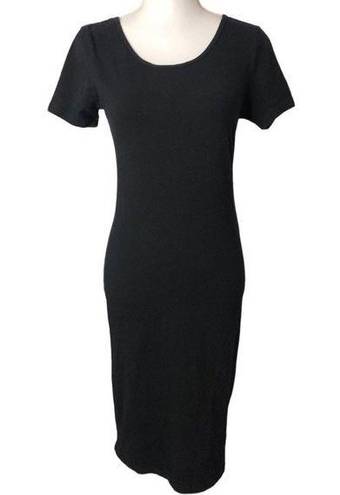 Zenana Outfitters Premium Black Bodycon Short Sleeve Midi T-shirt Dress