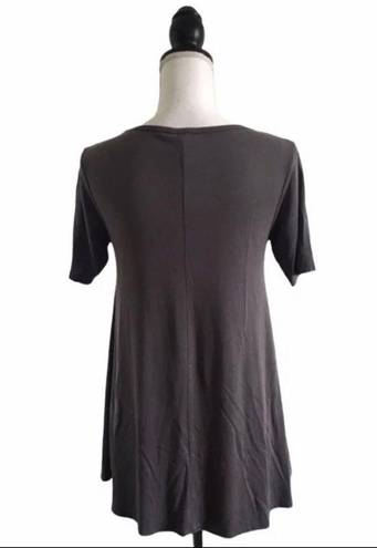 LuLaRoe  Perfect T Women’s Short Sleeve Top Peplum Style Charcoal Gray Size XXS