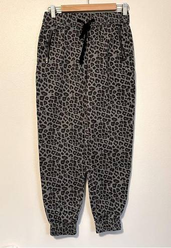 Celebrity Pink  Curvy Joggers - Grey & Black Cheetah Print - Size Small