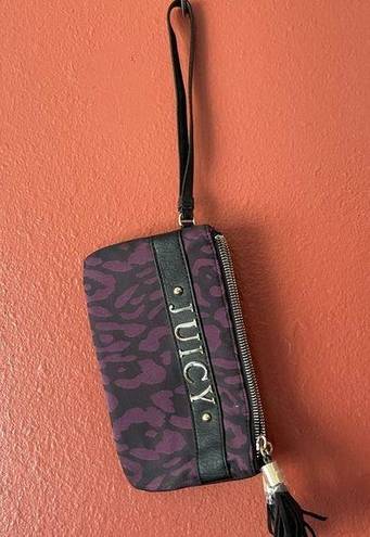 Juicy Couture  Wristlet