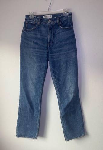 Abercrombie & Fitch  the 90’s straight ultra high rise denim 27/4s Curve Love