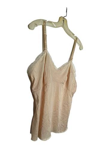 JC Penny Vintage  Slip Top Size 18/40