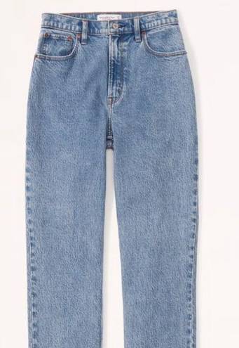 Abercrombie & Fitch Abercrombie Curve Love Ultra High Rise 90s Straight Jean - Size 24/00R