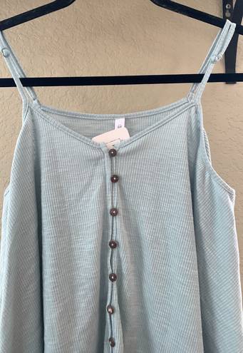 Wishlist Boutique  button blue tank top