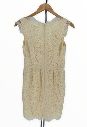 Shoshanna  Cream Eyelash Lace A-Line Sleeveless V Neck Dress with Pockets size 2