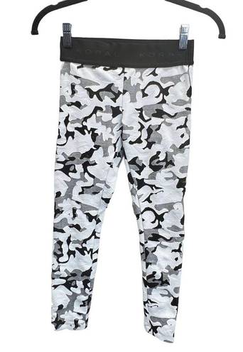 Koral  Knockout Camo Leggings White Black Size XS Stretch Workout Athletic Sporty