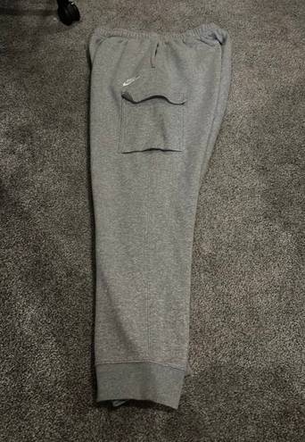 Nike Cargo Joggers