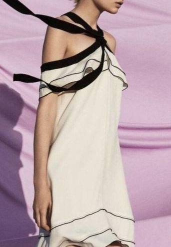 Proenza Schouler NWT. $1250  Off-the-shoulder bow crepe mini dress sz 6