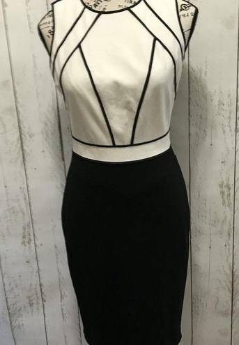 White House | Black Market  Graphic Sleeveless Sheath dress Size 2P Black & Ecru