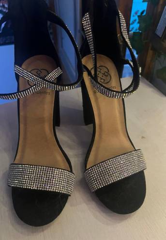 Daisy Fuentes Black Bedazzled Heels