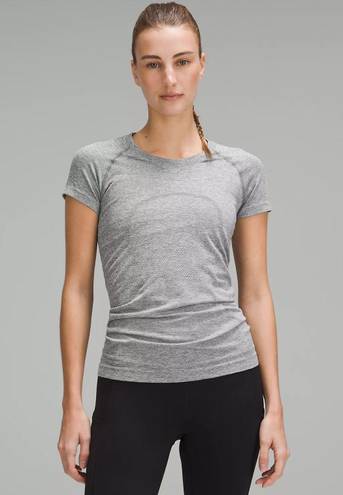 Lululemon Swiftly Tech Short-Sleeve Shirt 2.0 Hip Length