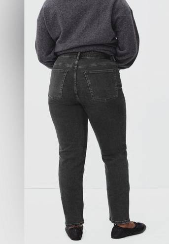 Everlane NWT  The Curvy Cheeky Jean