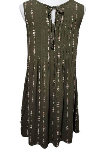 Sonoma  olive floral pintuck swingbdress size small