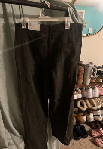 American Eagle Black Cargo Pants