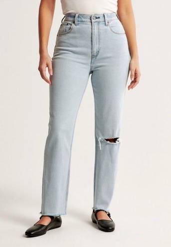 Abercrombie & Fitch Curve Love Ultra High Rise Ankle Straight Jean 