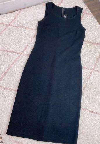 St. John  knit dress size 2