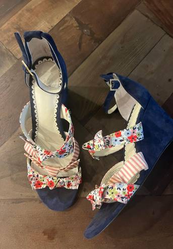 Nordstrom Navy Wedges With Floral Appliqué 