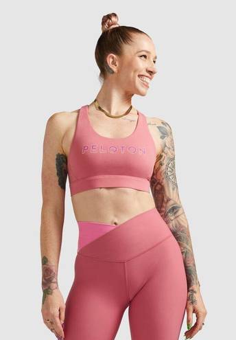 Peloton  Cadent Strappy Fast Pink Sports Bra Size Medium