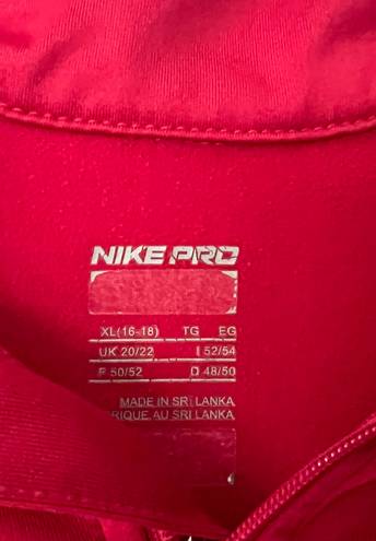 Nike Pro Quarter-Zip