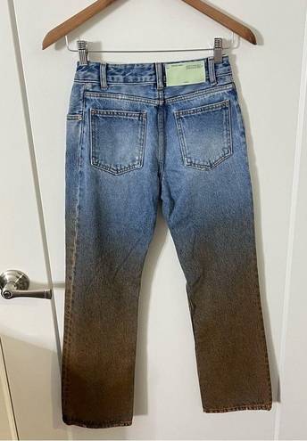 Off-White NWT  Degrade Crop Denim Leg Medium Blue Wash Dip Dye Womens Size 25