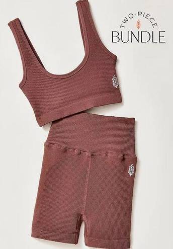 Free People NEW Set!  Movement XS/S Happiness Runs Scoop Neck Sports Bra & Shorts