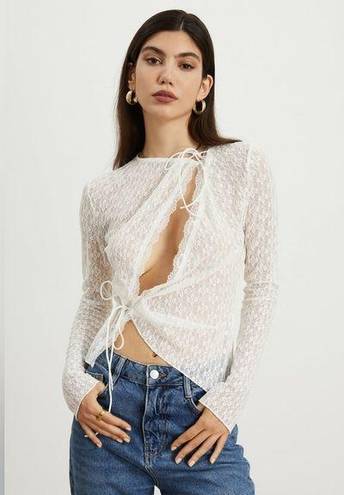 NWT Commense Floral White Lace Tied Blouse (Size L) Size L