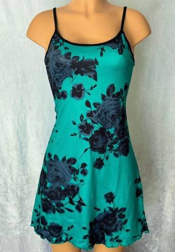 Boutique Emerald & Black Rose, Pajama Gown