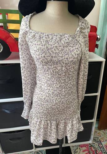 Pretty Little Thing dress