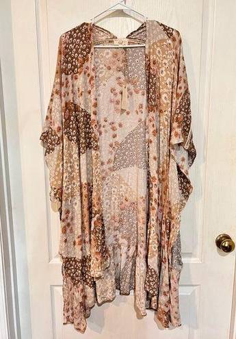 easel NWT  Boho Floral Kokono