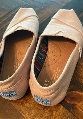 Toms Slip-ons