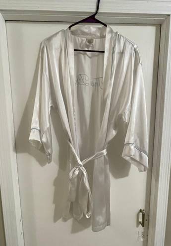 In Bloom White Bride Robe Size S