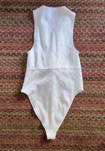 One Piece WHITE BASIC RIBBED V NECK TWIST FRONT BODYSUIT 