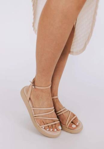 Free People Vivienne Strappy Sandal - Nude/Beige