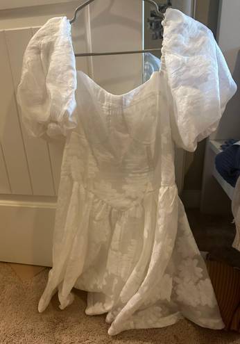 Cute Boutique Dress White Size L