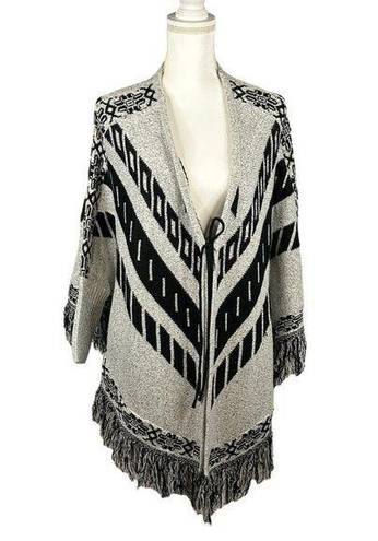 Relativity  Womens S Poncho Sweater Gray Black Southwest Aztec Fringe Bohemian