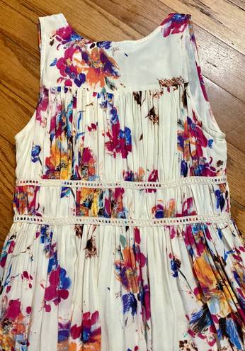 Entro floral sleeveless dress