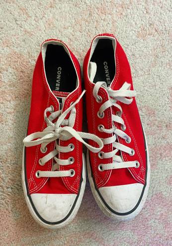 Converse Red