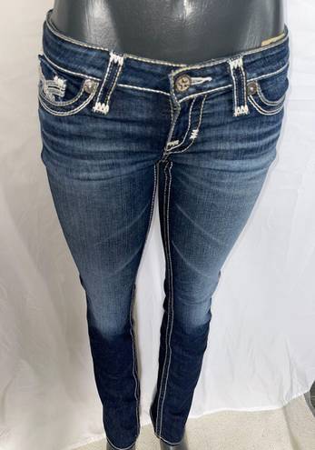 Big star NWT  1974 Brigette Slim Straight Size 25R Leg Stretch  Denim